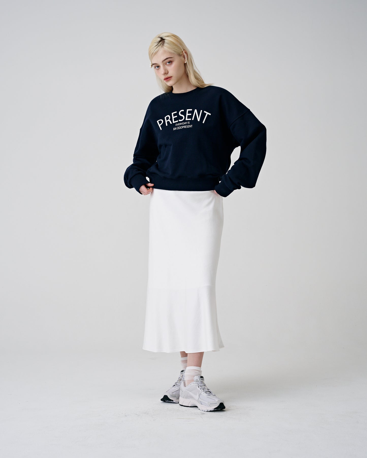 Present Sweatshirts (White)