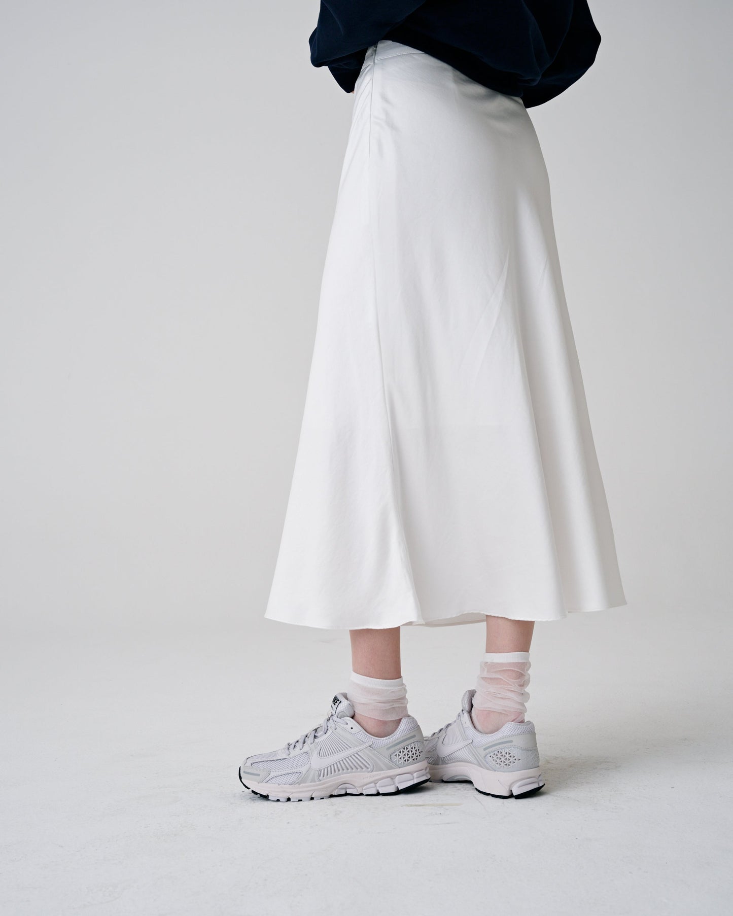 Silky Godet Skirt(White)