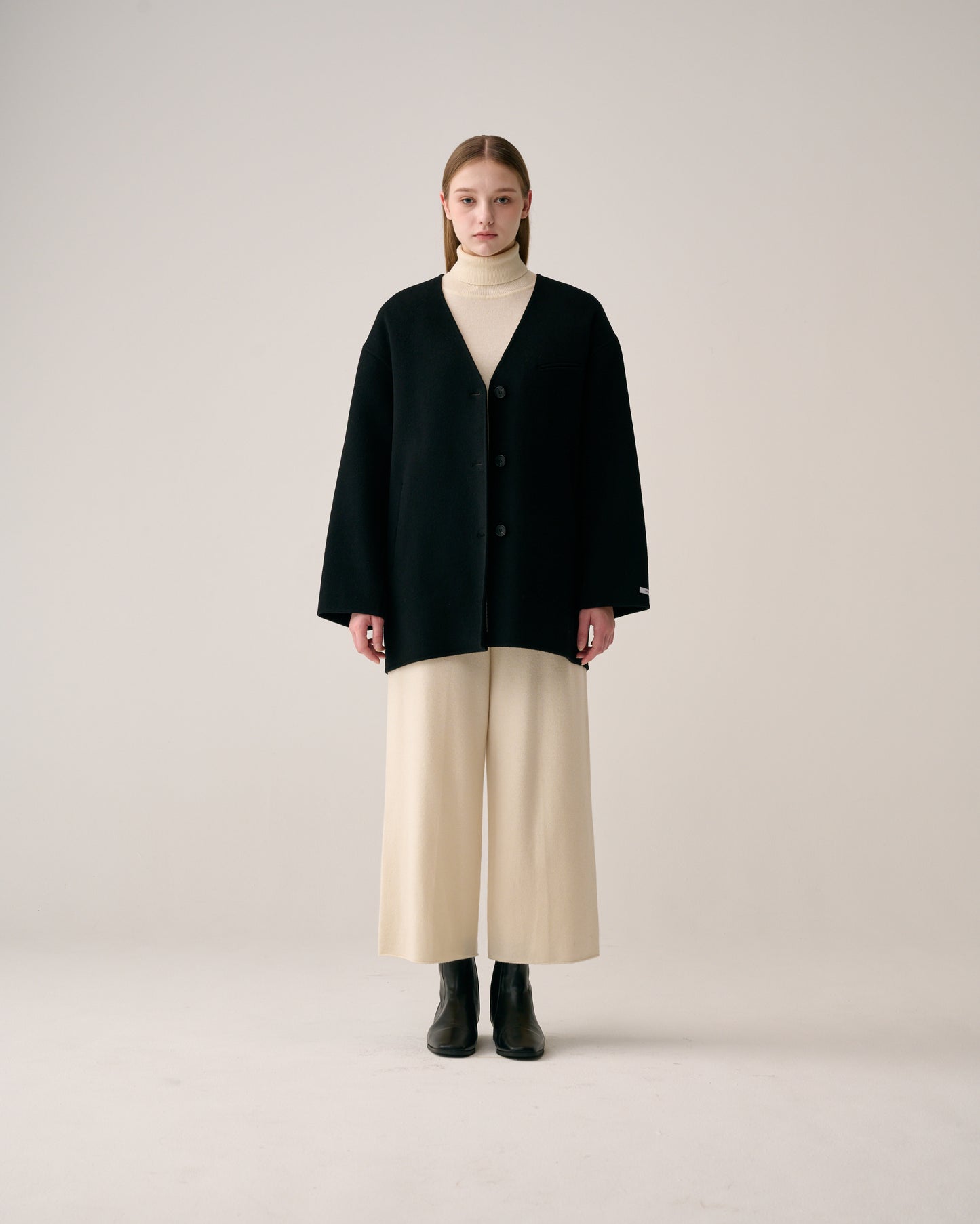 Collarless Edge Half Coat