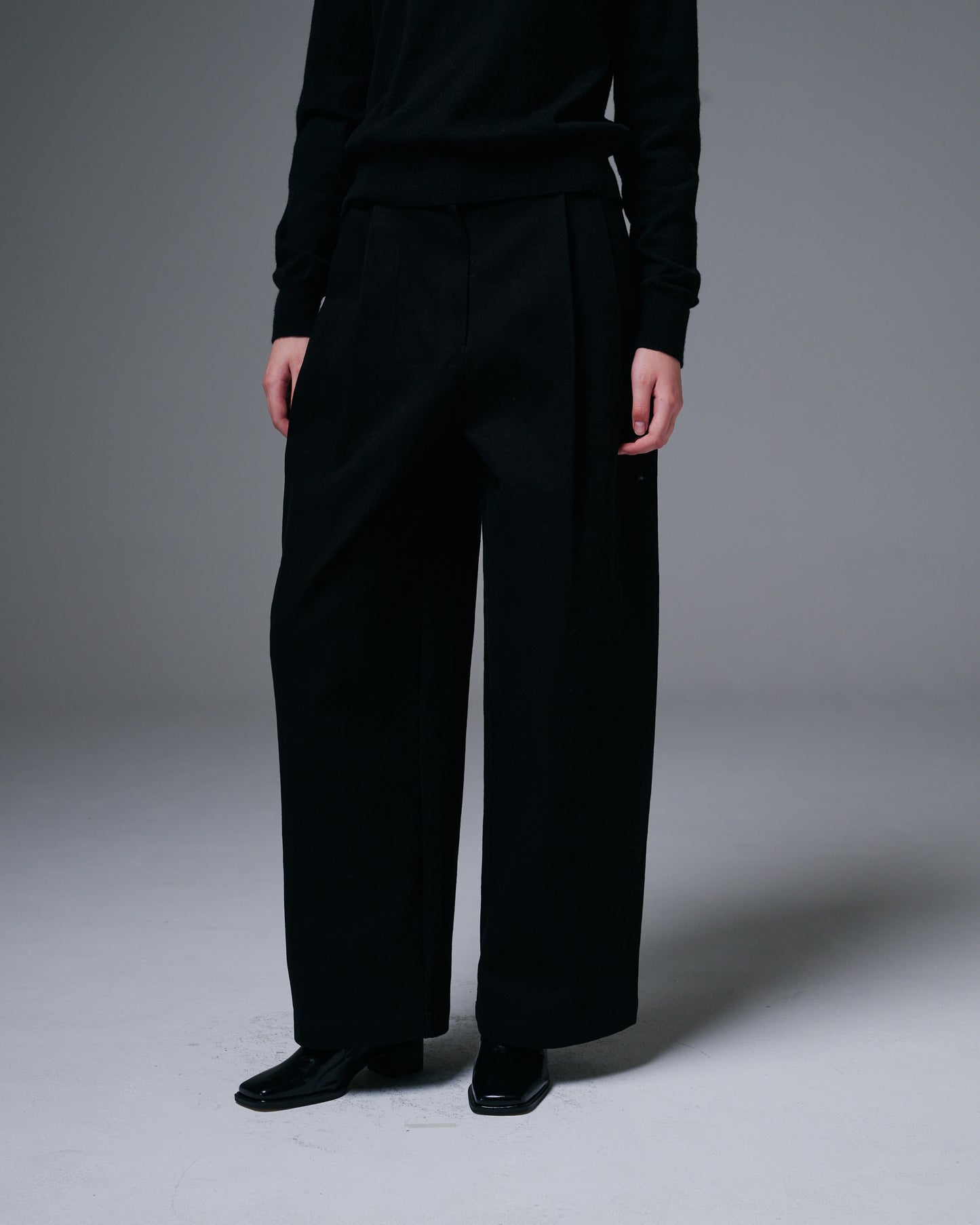 Informal Tucked Slacks