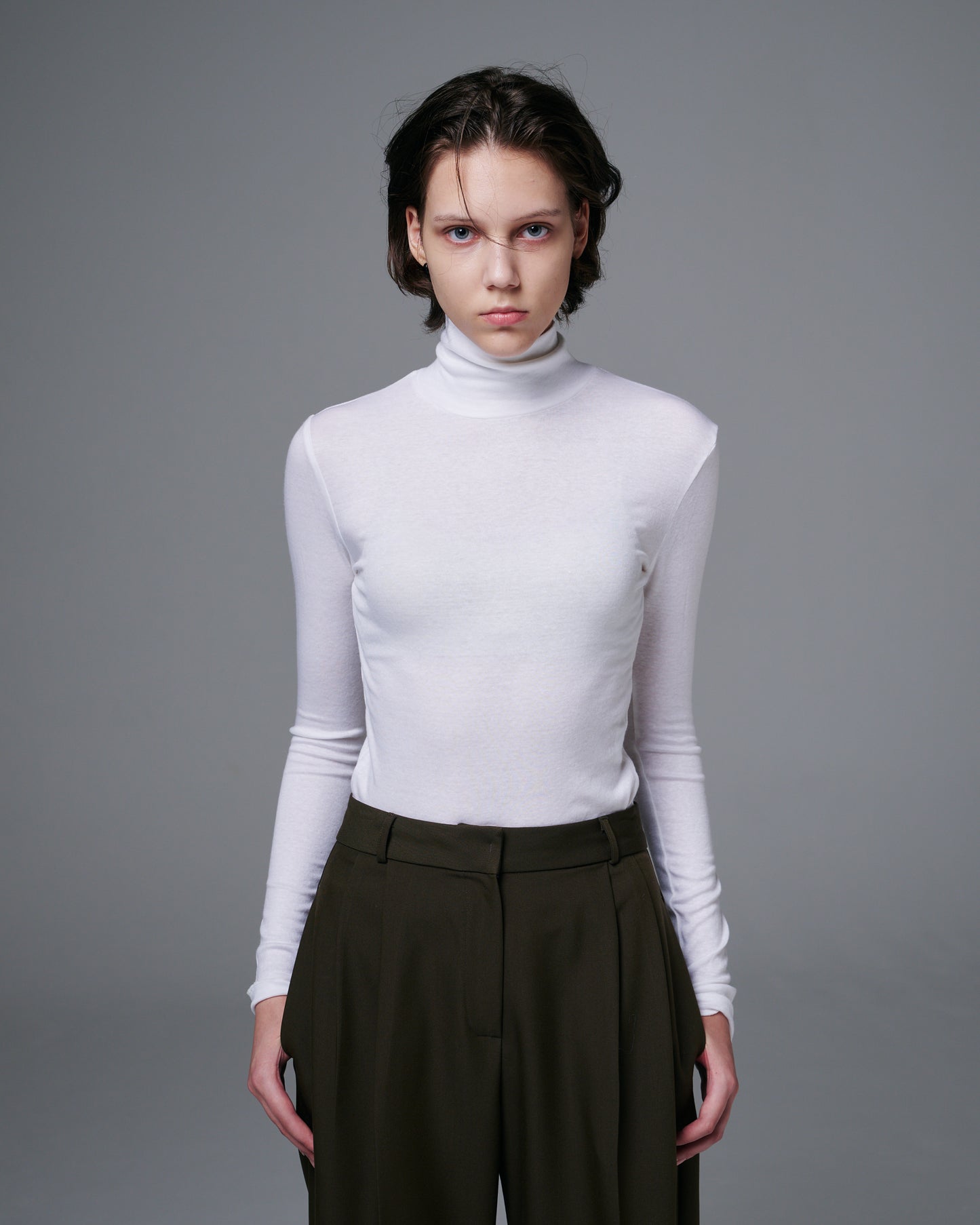 Embroidered Wool Turtle Neck